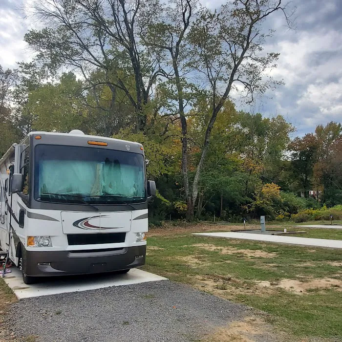 Sammy's Creekside RV Park 5