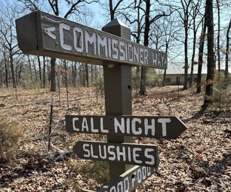 Piercing Arrow Commissioneru2019s Barge