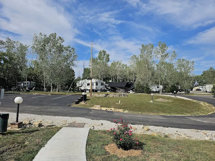 Peculiar Park Place RV Park 6