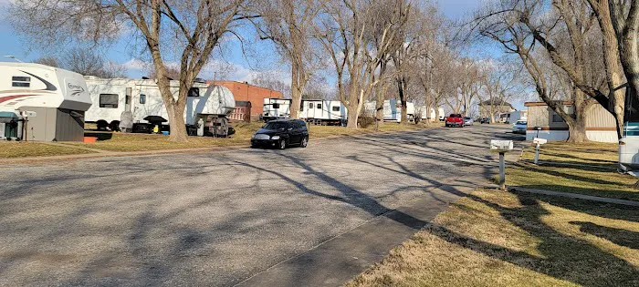 Plaza Acres Court 9