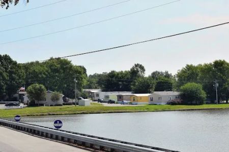 Springdale Lake Manufactured Home Community