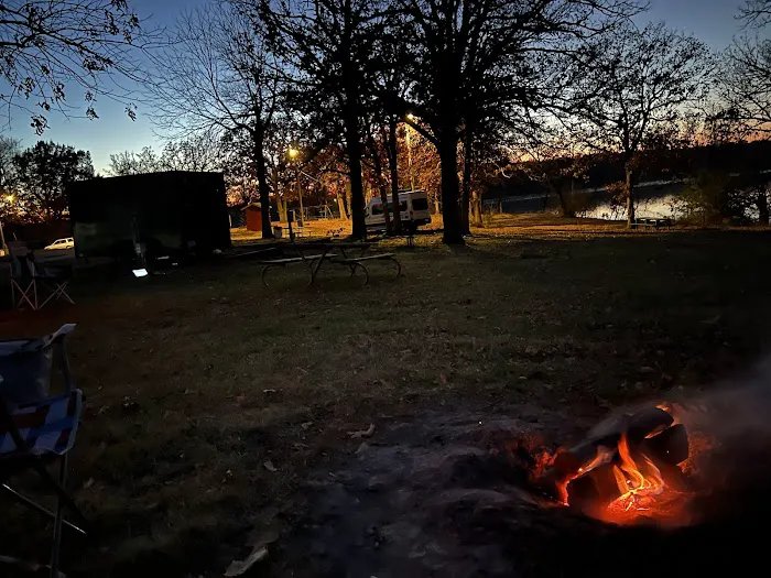 City Lake Camper and RV Camp 9