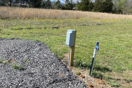 Travelers Lane RV Park Camp sites