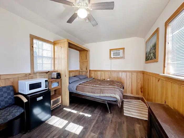 Mockingbird Mountain Resort 8