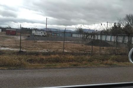 Poteau Old 112 RV Park & Mini Storage