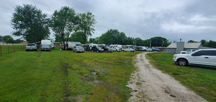 Sidetrack RV Park 8