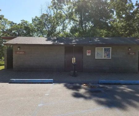 Ruark Bluff East Side Campgrounds camp site B-6