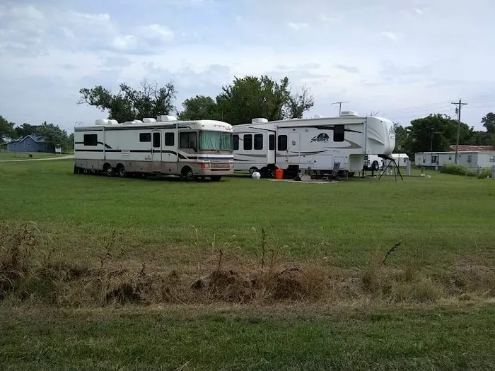 King of the Road Travel Park 4
