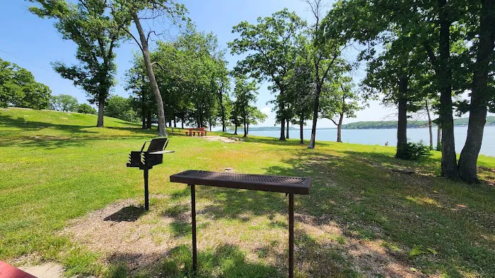 Hawthorn Bluff Campground & Fishing Area 4