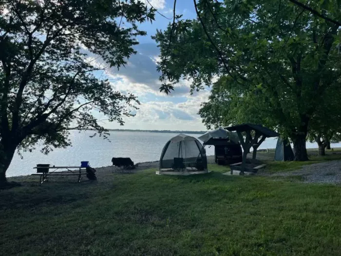 Arrow Rock Park Campground 8