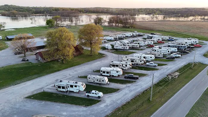 Lake Hudson Resort 2