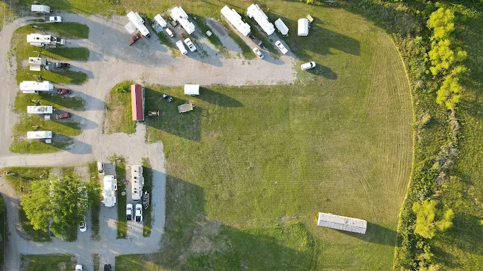 Ware to Stay RV Park 7