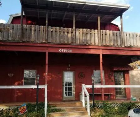 The Oaks - Mobile And RV Park