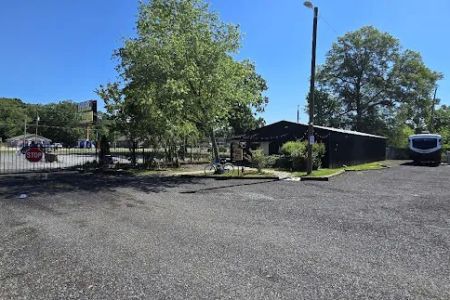 Trail's End RV Retreat
