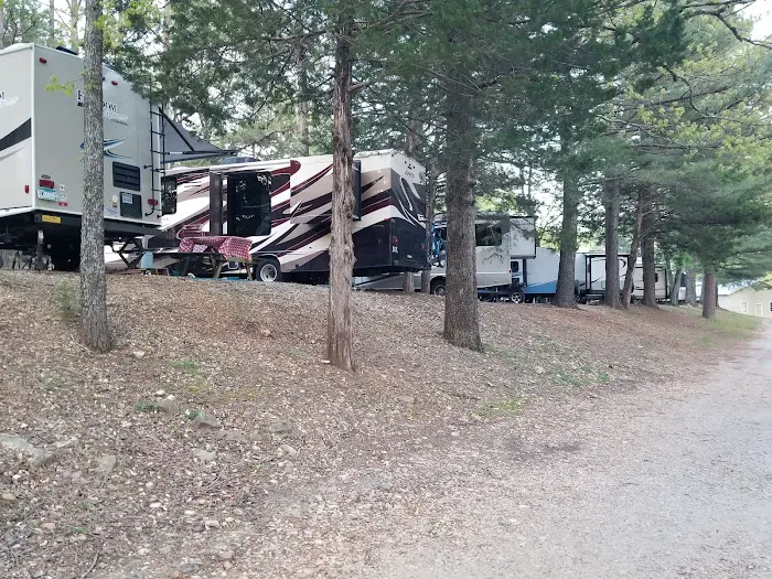 Ozark RV Park and Cabins 4
