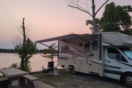 Elk Creek Landing Public Use Area