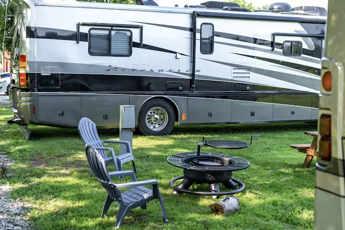 RV N The Vines KC 6