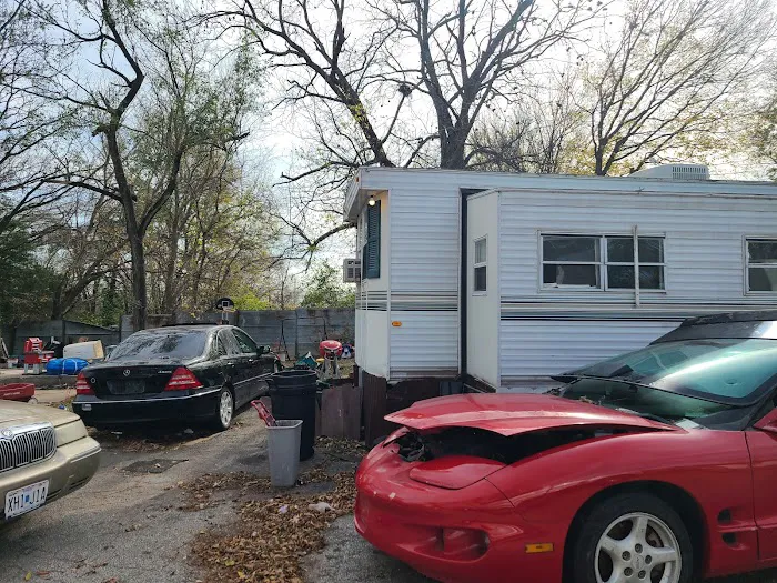 Stadium Park & Campground Picture 3