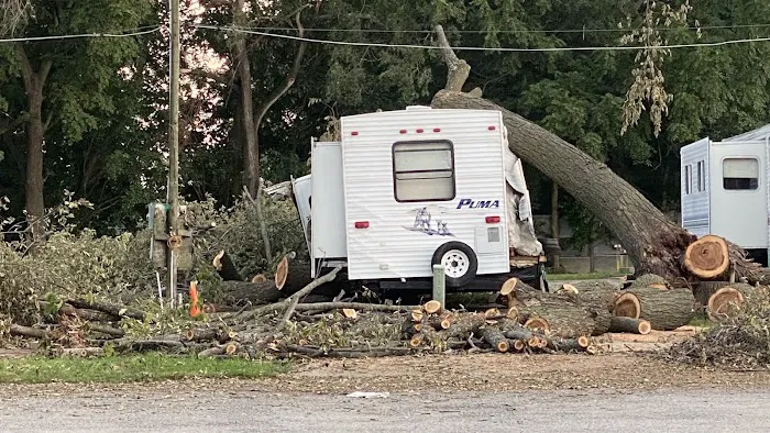 Stadium Park & Campground Picture 1