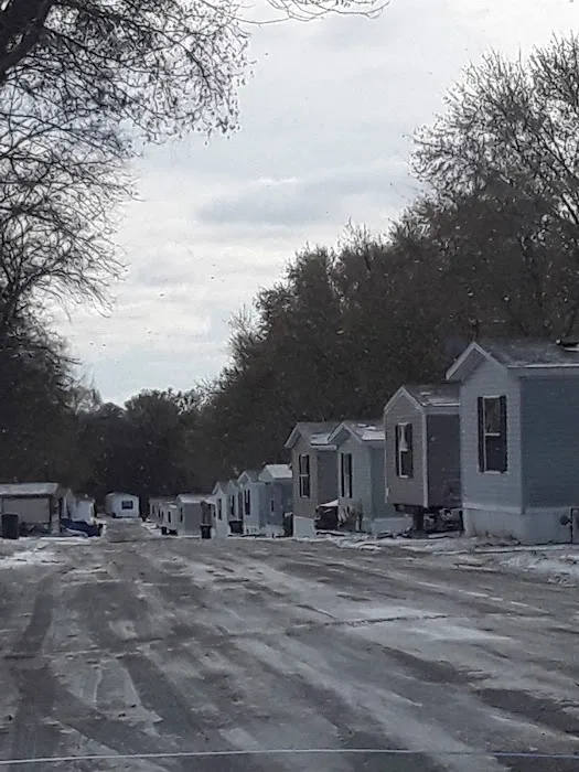Maple Wood's Mobile Home Park 1