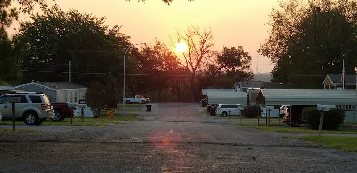 Oaks Mobile Home Park 4
