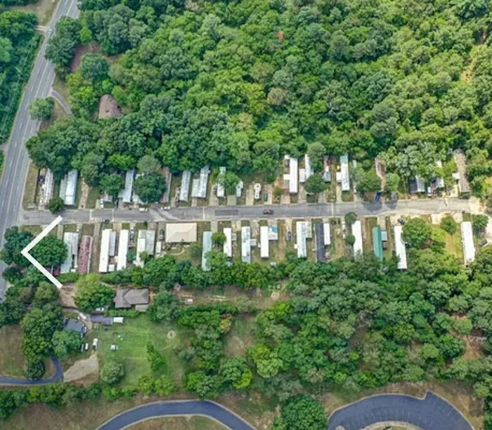 Pleasant Mobile Home and RV Park 9