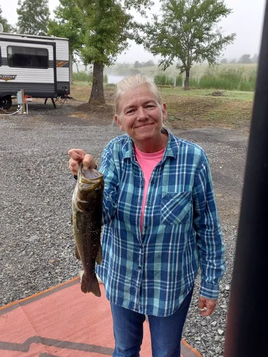 Hideaway Lake & RV Park 4