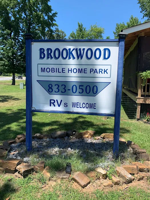 Brookwood Village 6