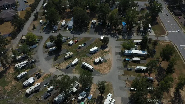 Brookwood Village 4