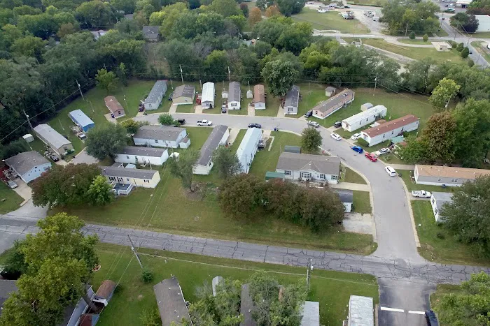 Riverside Manufactured Home Community 9