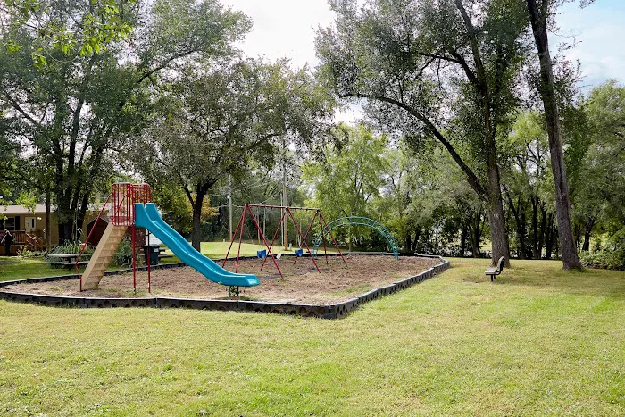 Riverside Manufactured Home Community 8