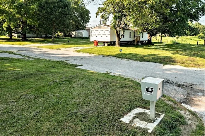 Oakdale Place Mobile Home Park 4