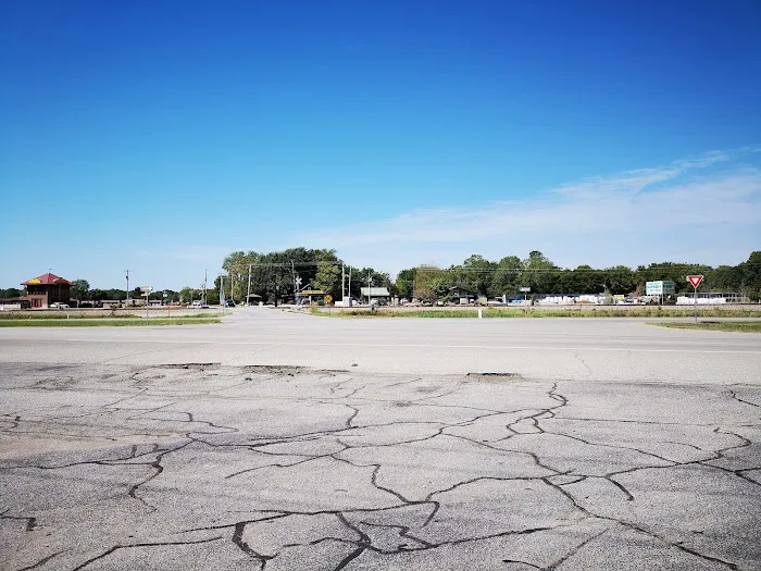 Midway Mobile Home Community 9