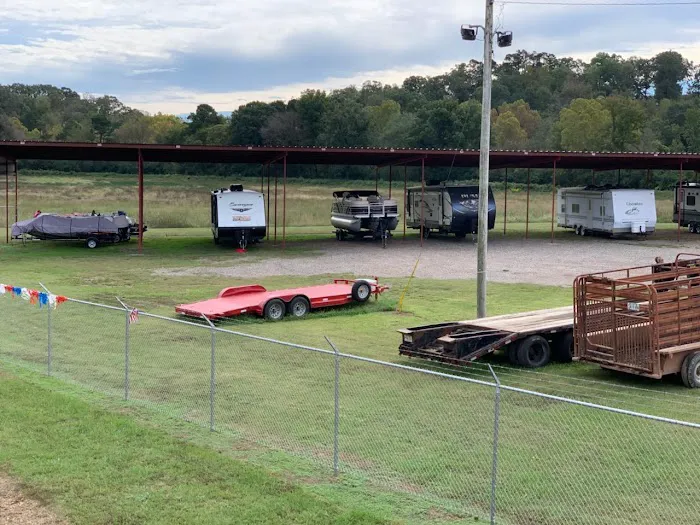 Caddo River Access RV Park & Rental 3
