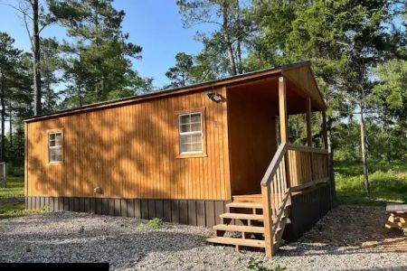 Kick it Back Cabins and RV Park