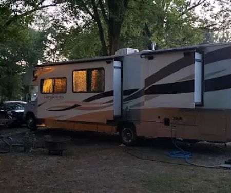 BARNES R.V. & MOBILE HOME PARK