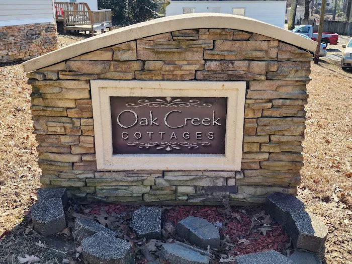 Oak Creek Cottages 1