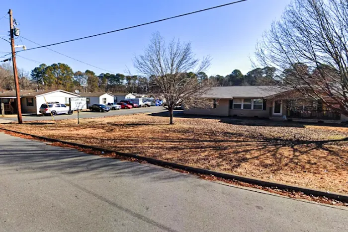 Legion Hut Mobile Home Park | Mabelvale, AR 1