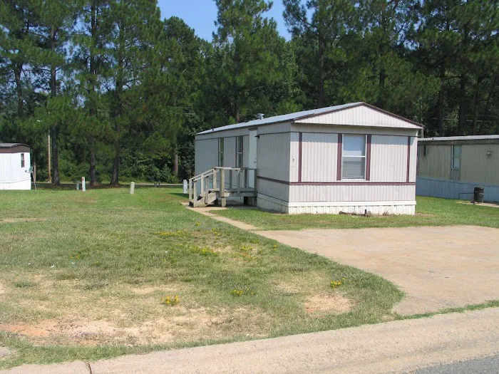 Whispering Hills Mobile Home Park 8