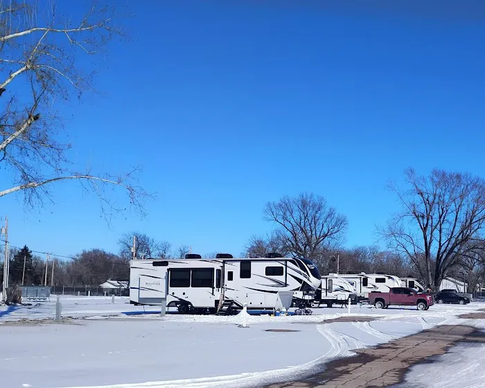Tulsa's Big Tree RV Park 4