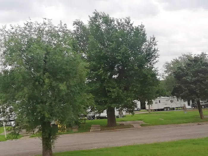 Meadowbrook RV Park 10