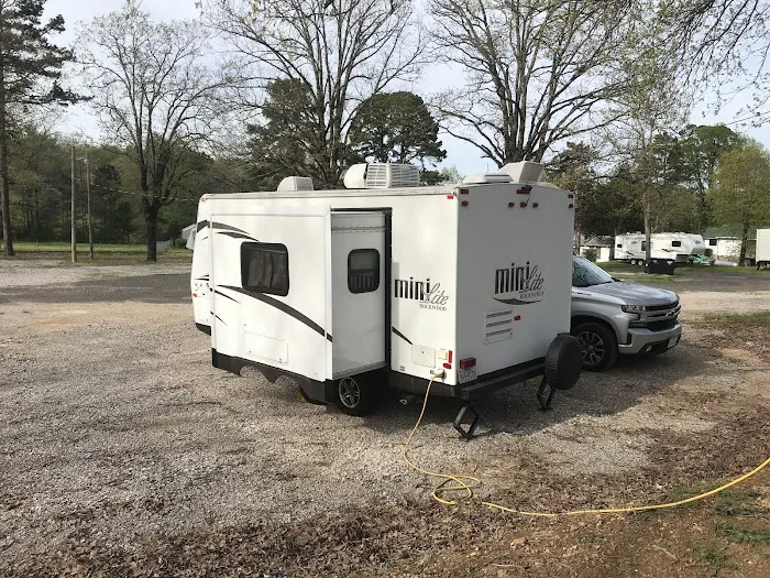 Watkins Rv Park 10