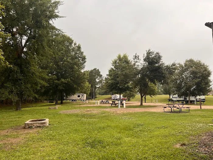 Murfreesboro RV Park 9