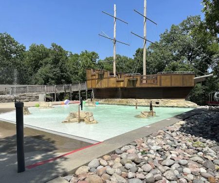 Cub World Pirate Ship Water Park