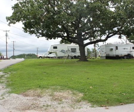 Rt 66 Mobile Home & RV Park