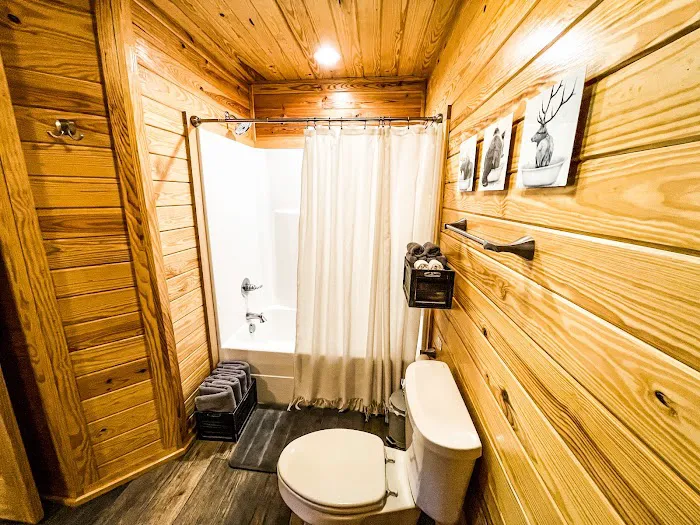 Lake DeGray Glamping and RV Park LLC 6