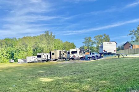 Lake DeGray Glamping and RV Park LLC
