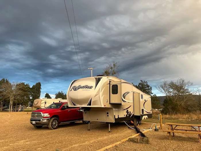 Highway 2 RV Park 9