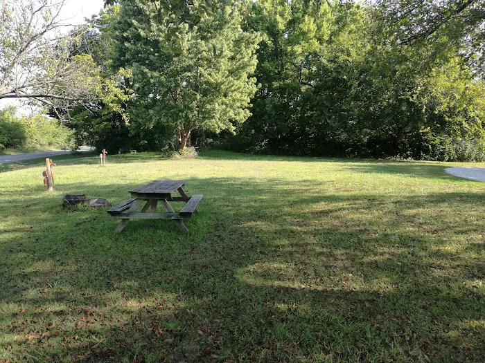 Topeka Hilltop Campground 8