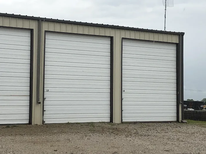Pit’s RV Park and Storage 6